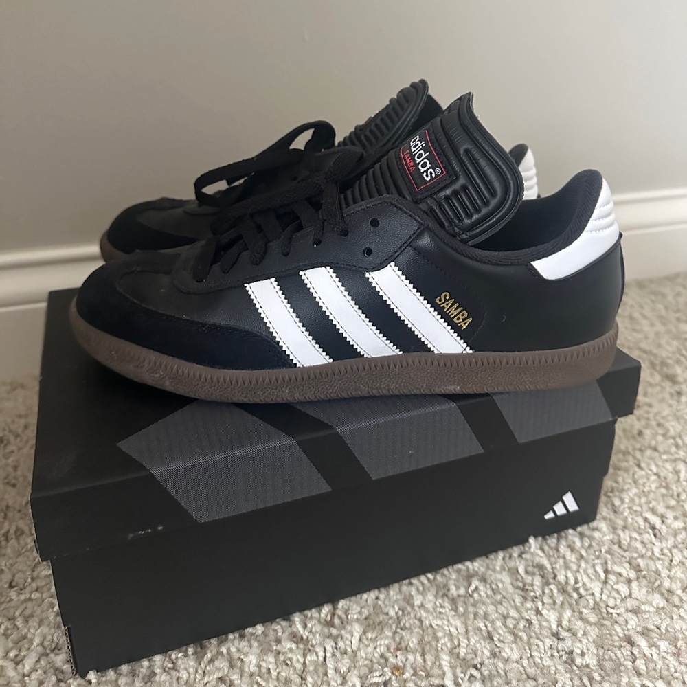 Adidas Black/White Sambas